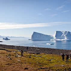 Kort Island Se Bl A Placeringen Af Hovedstaden Reykjavik